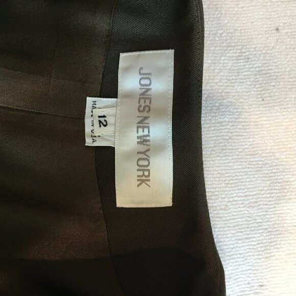 Jones New York Blazer Women's Sz 12 100% Wool Olive Green Fully Lined 2 Button - Picture 3 of 11